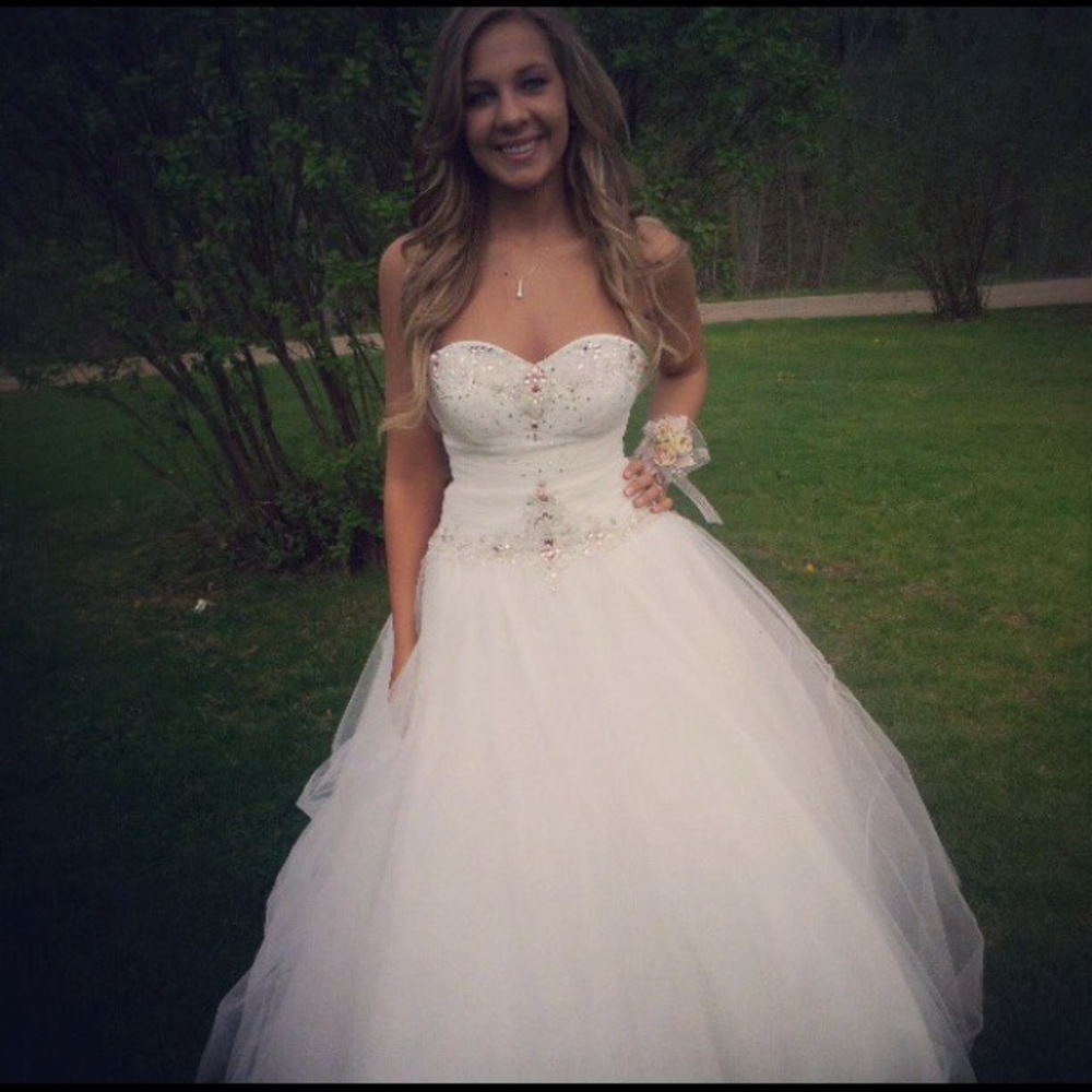 Prom dress